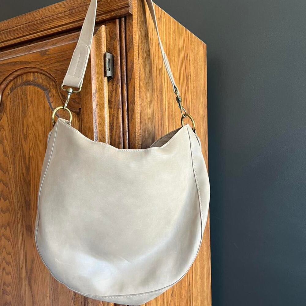 Cream leather‎ hobo bag with